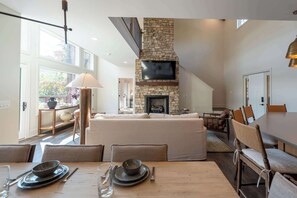 Smart-TV, peis, videospill og kontorer