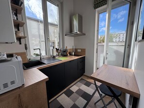 House | Private kitchen - Charming Stay in the Heart of Vittel (Vittel)