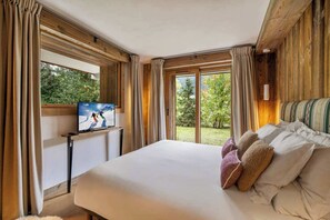 Bügeleisen/Bügelbrett, WLAN, Bettwäsche