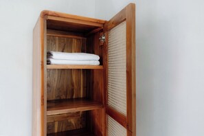 Double Room, Patio | Free WiFi - Casa Feliz Guest House (Bangli)