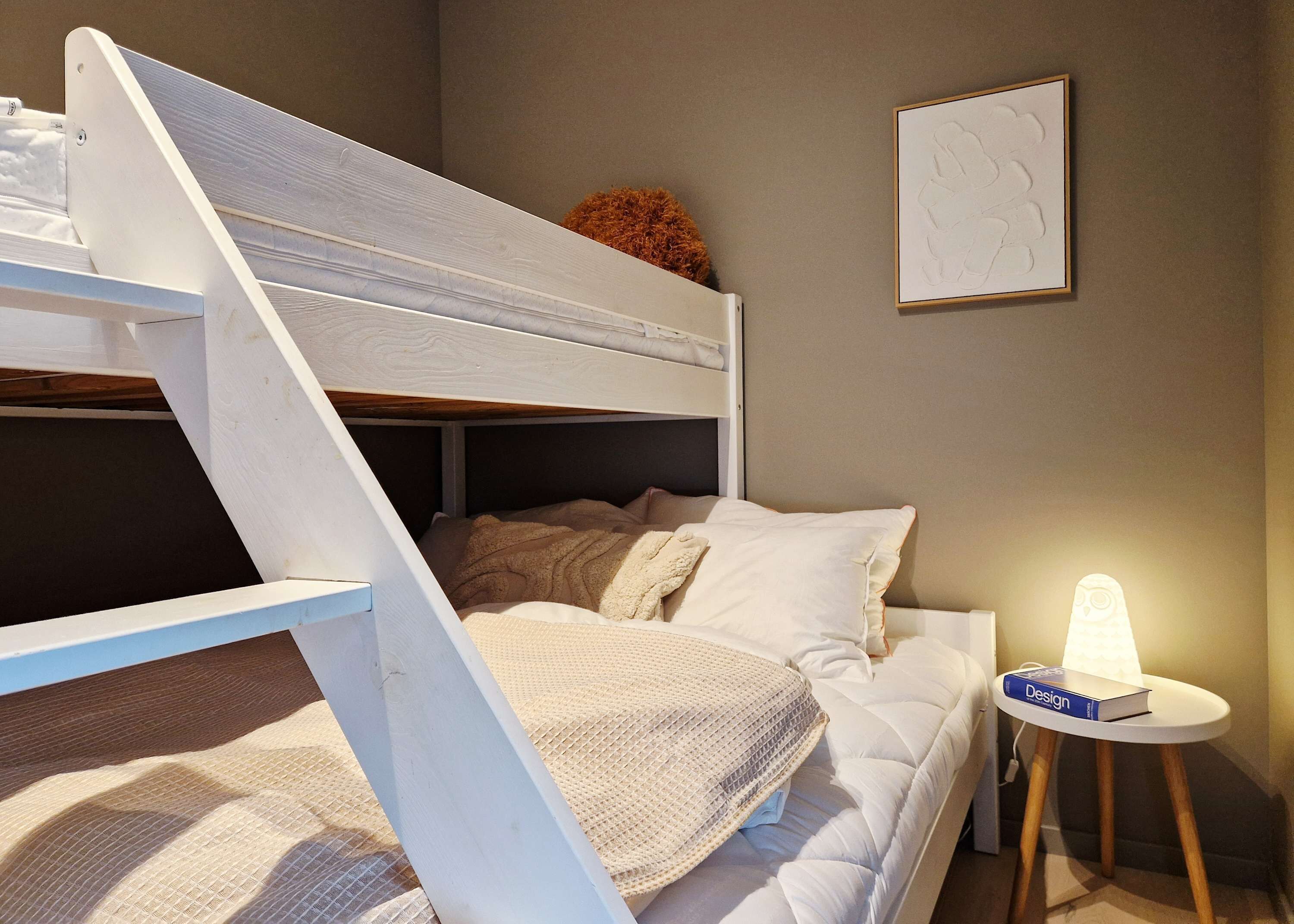 3 soverom, strykejern/-brett, reiseseng for barn og wi-fi