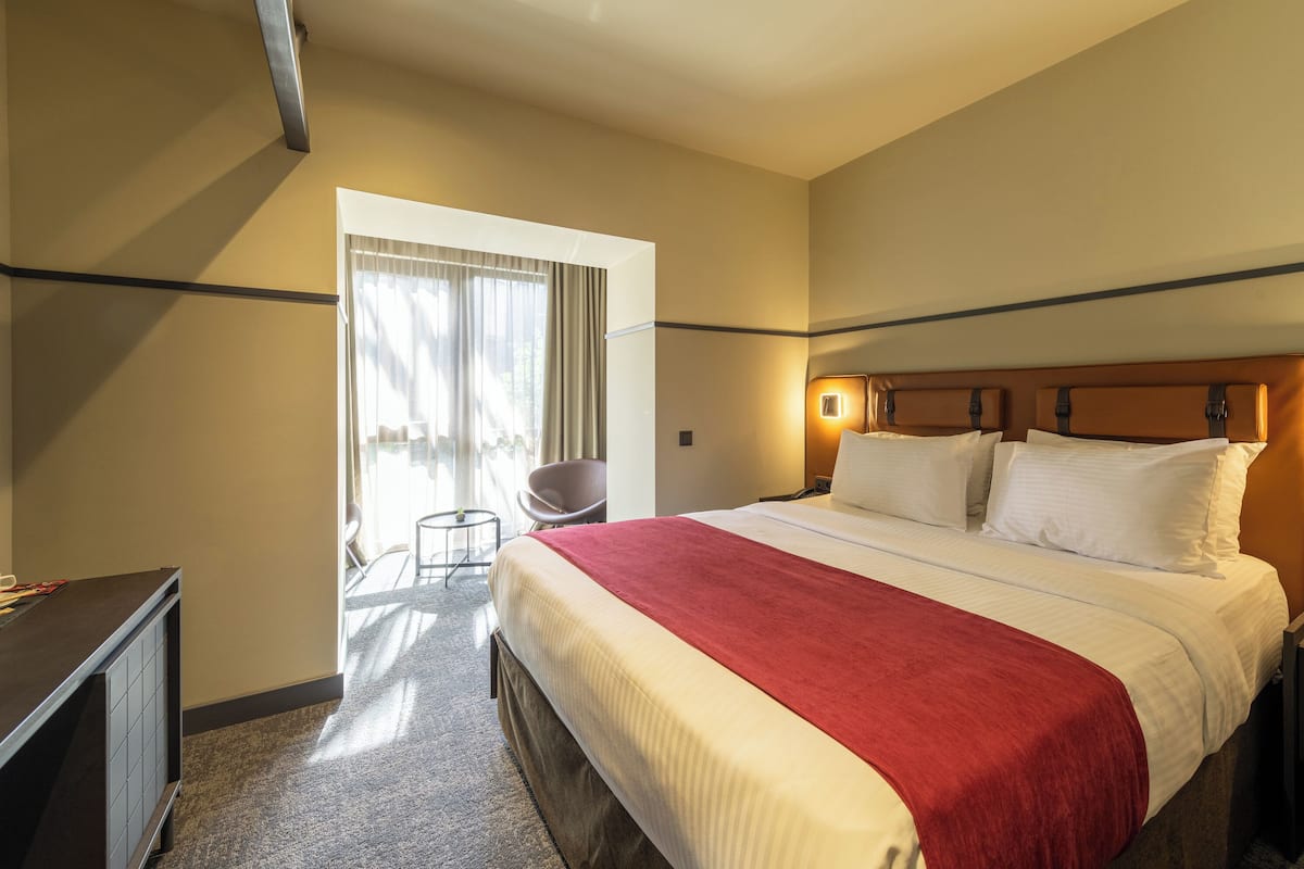 Superior Double Room | Desk, soundproofing, free WiFi