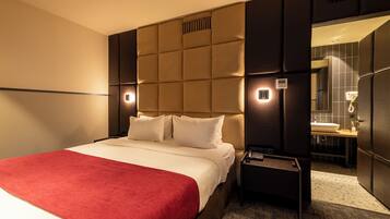 Phòng đôi hoặc 2 giường đơn Deluxe | Bàn, phòng cách âm, truy cập Internet không dây miễn phí