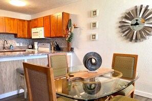 تناول الطعام