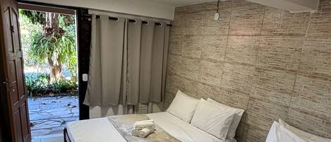 베이직 트리플룸 | 암막 커튼, 무료 WiFi