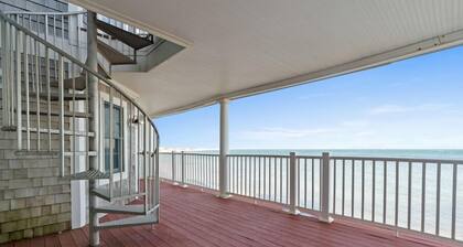 Spend The Off-Season On The Ocean In Falmouth RPAM115