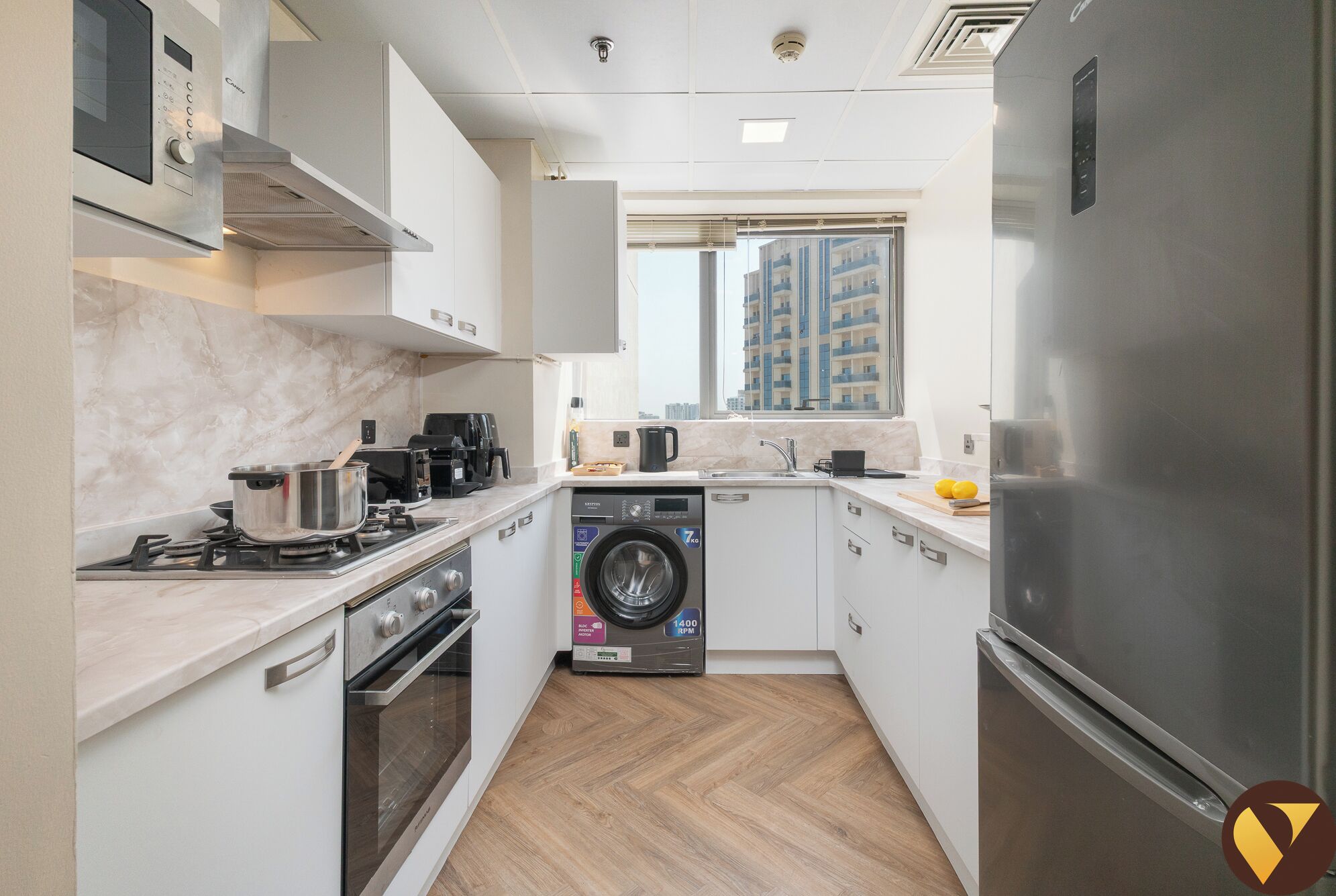 Luxury Apartment, Balcony, City View | Private kitchen | Full-sized fridge, microwave, oven, stovetop