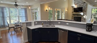 Large Family Gathering Kelleys Island Rental