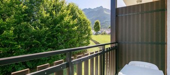 Mountain Apartment Near Village Centre