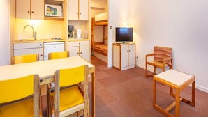 Apartment | Dining - Mountain Apartment Near Village Centre (Villard-de-Lans)
