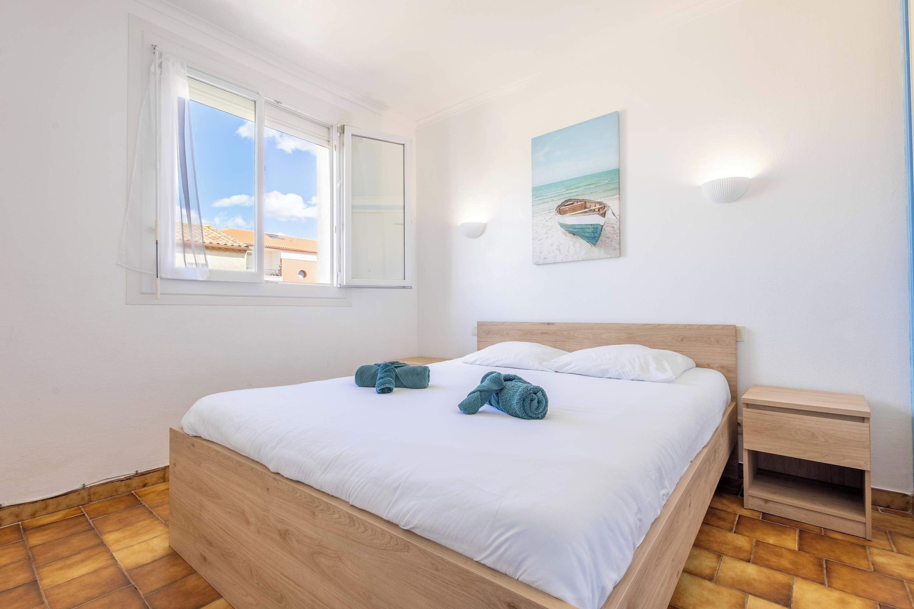 1 bedroom, WiFi, bed sheets