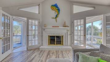 Smart TV, foosball, table tennis