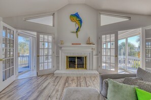 Smart TV, foosball, table tennis