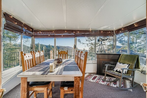 تناول الطعام