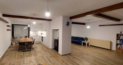 Modern Villa with large gargen and open landscape