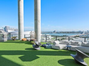 Property grounds - MVR High-Floor Studio with Epic City and Bay Views (Miami)