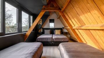 House | 4 bedrooms, individually furnished, bed sheets