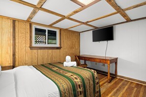 熨斗/熨衣板、旅行婴儿床、免费 WiFi、床单