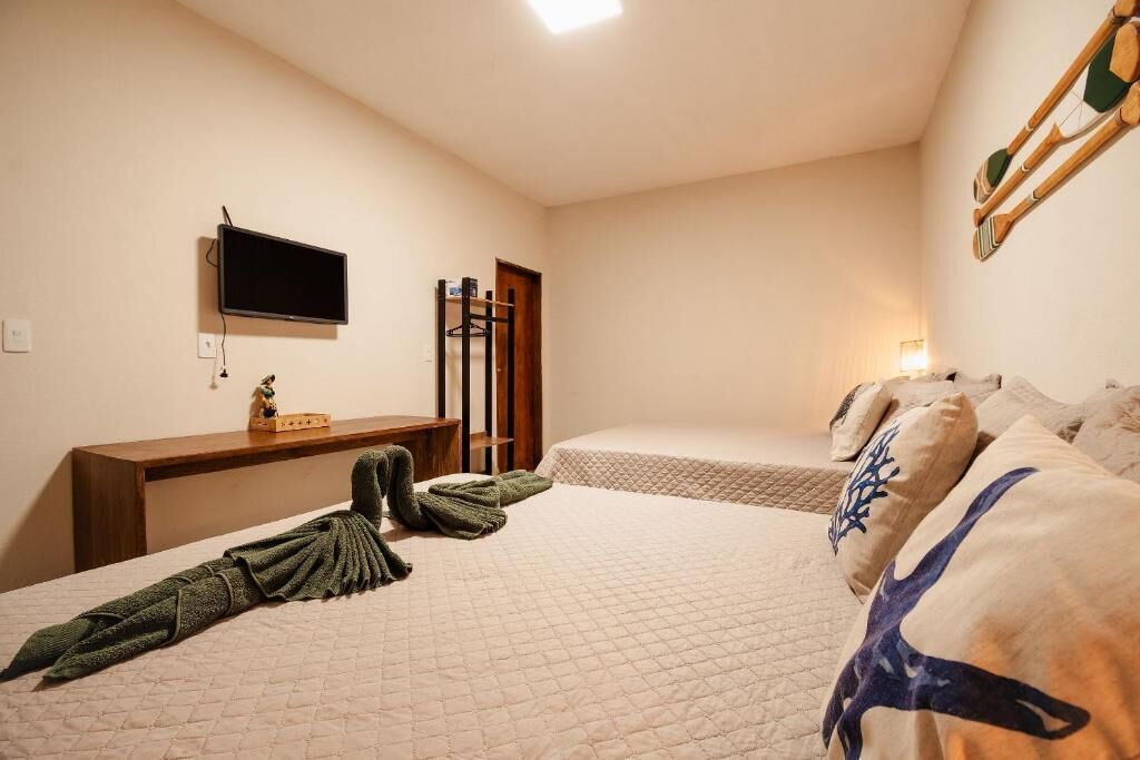 办公桌、笔记本电脑工作区、熨斗/熨衣  板、免费 WiFi