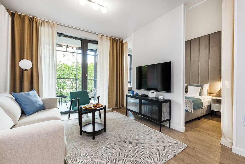 Deluxe Apartment | Hypo-allergenic bedding, individually decorated, individually furnished