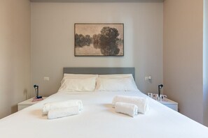 2 chambres, fer et planche à repasser, accès Internet, draps fournis