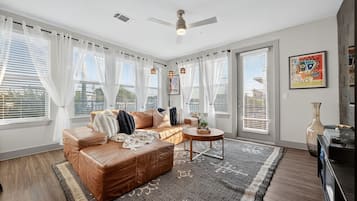 Televisión y biblioteca musical