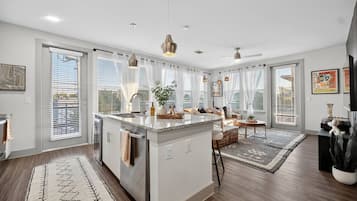 Televisión y biblioteca musical