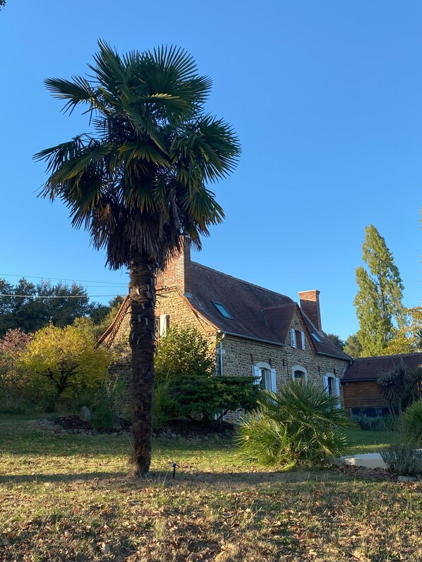 Exterior - Le Lodge Gavernay, country house in the heart of Béarn (Viven)