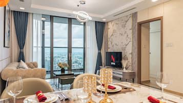 Memory foam beds, desk, laptop workspace, blackout drapes