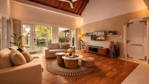 Luxury-Villa, Poolblick | Wohnbereich