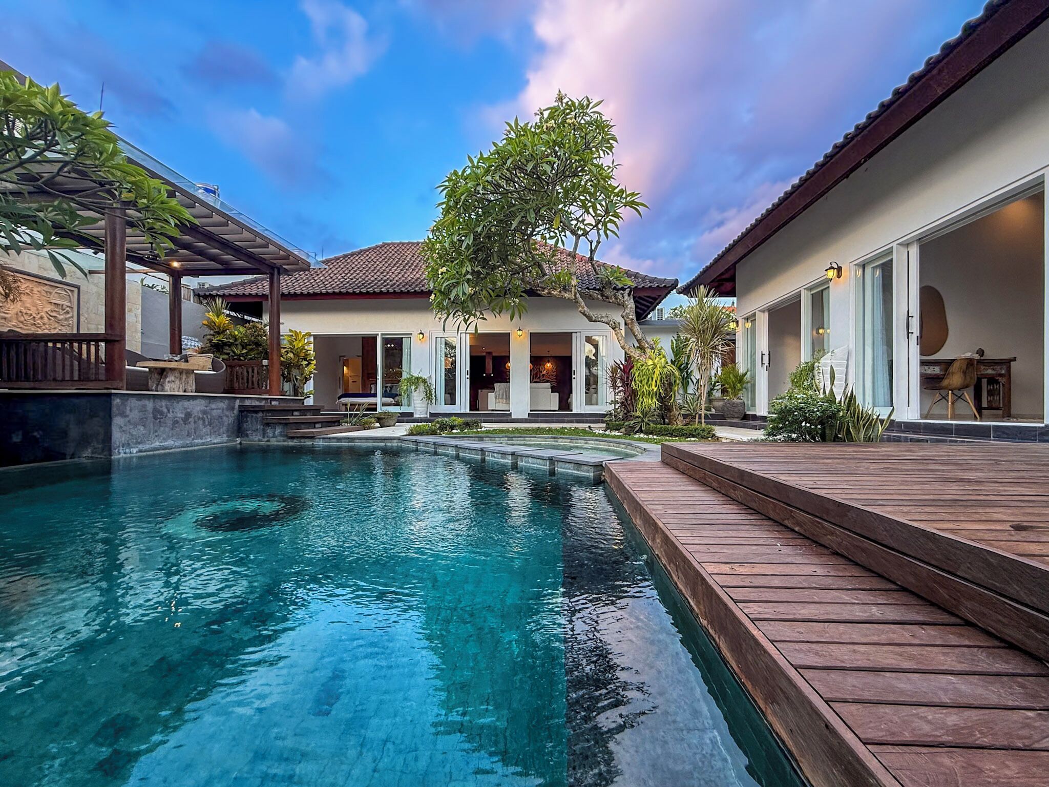 Outdoor pool, pool umbrellas, pool loungers