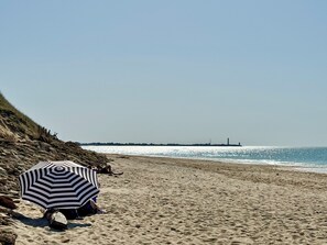 Beach - La Maison de Vacances 3 minutes from the ocean (La Flotte)