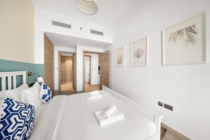 1 chambre, fer et planche à repasser, accès au Wi-Fi (inclus)