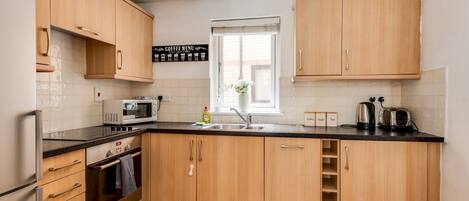 Fridge, microwave, oven, stovetop