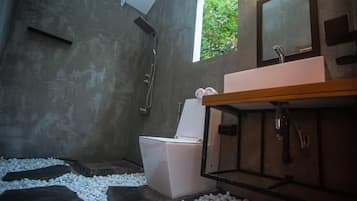 Deluxe Triple Room, Balcony, Garden View