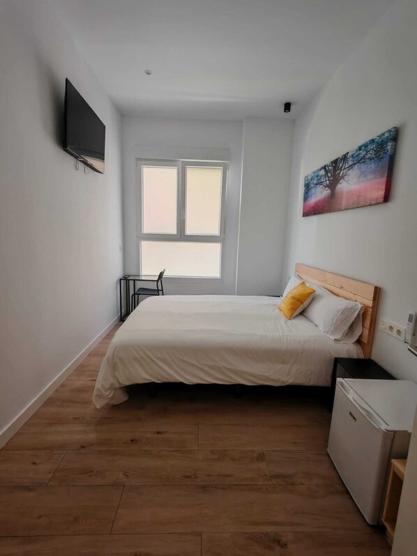 Desk, iron/ironing board, free WiFi