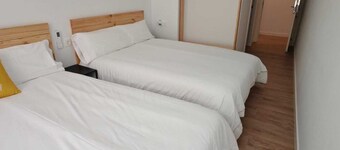 Bilbao ROOMS & KITCHEN Altube