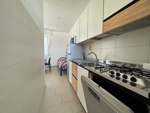 Appartement, 3 chambres, balcon | Intérieur
