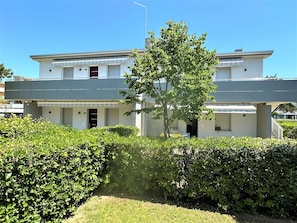 Apartment, 3 Bedrooms, Balcony | Exterior