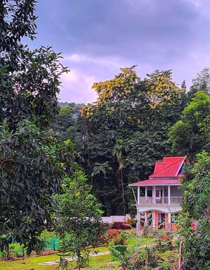 Exterior - Infinity Viewpoint Homestay (Kalimpong)