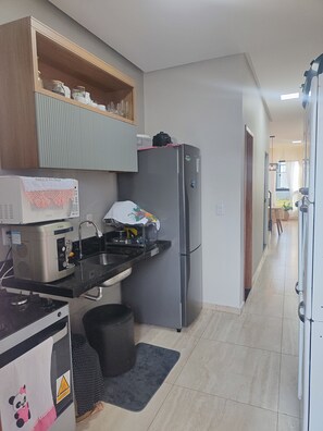 Private kitchen - Cop 30 house in a condominium, 15 minutes from the Hangar and close to the airport with transfer (Ananindeua)