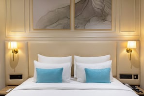 Premium Room | In-room safe, desk, laptop workspace, blackout drapes
