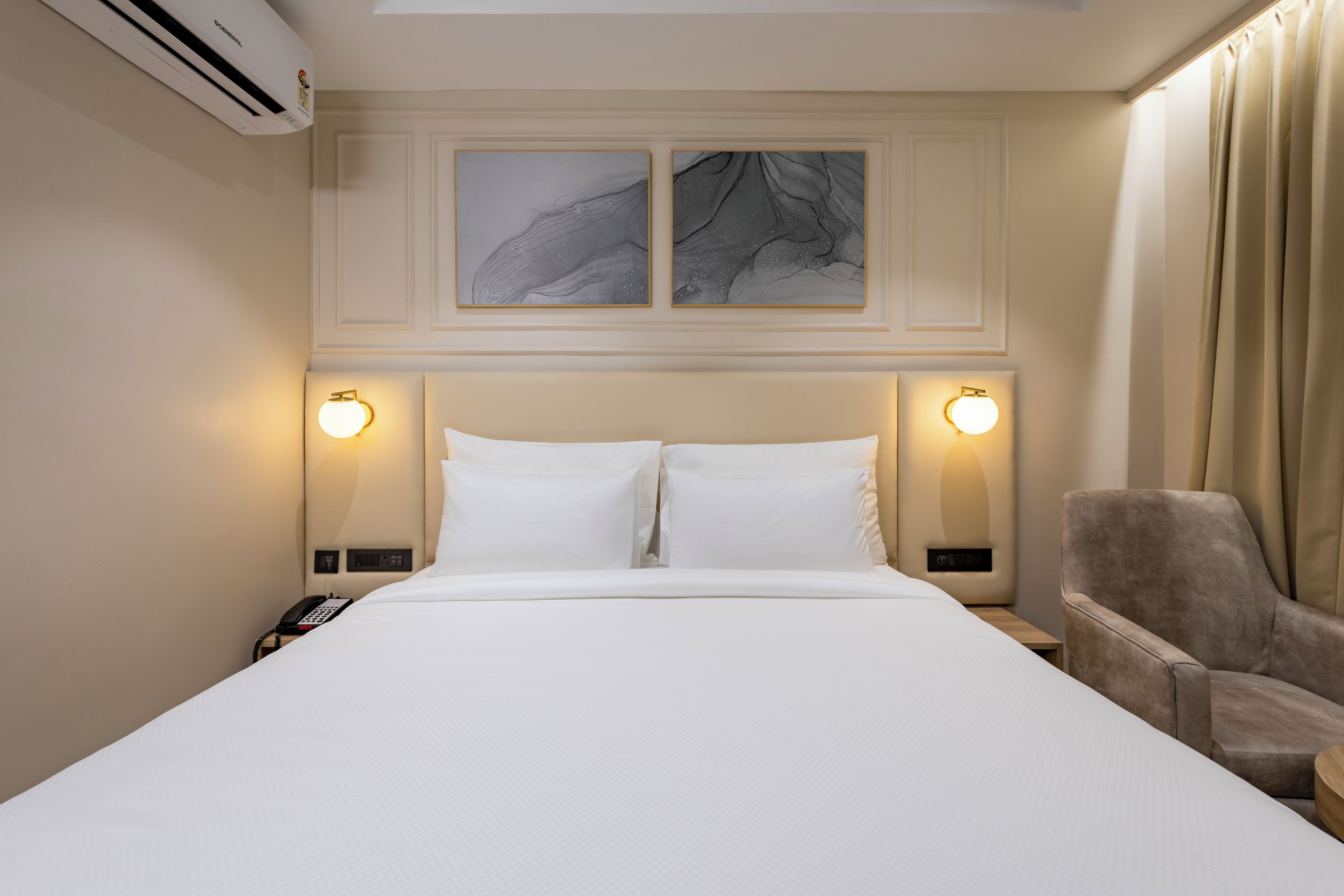 Superior Room | In-room safe, desk, laptop workspace, blackout curtains