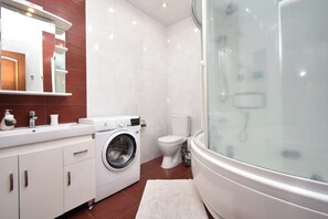 Family Apartment, 4 Bedrooms, Balcony | Bathroom - North ave apartment by Luxe Group HH106 (Yerevan)