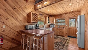 Coffee/tea maker, fridge, microwave, oven - Salt Creek Ranch Cabin- Mountain Views & Creekside Paradise (Collbran)