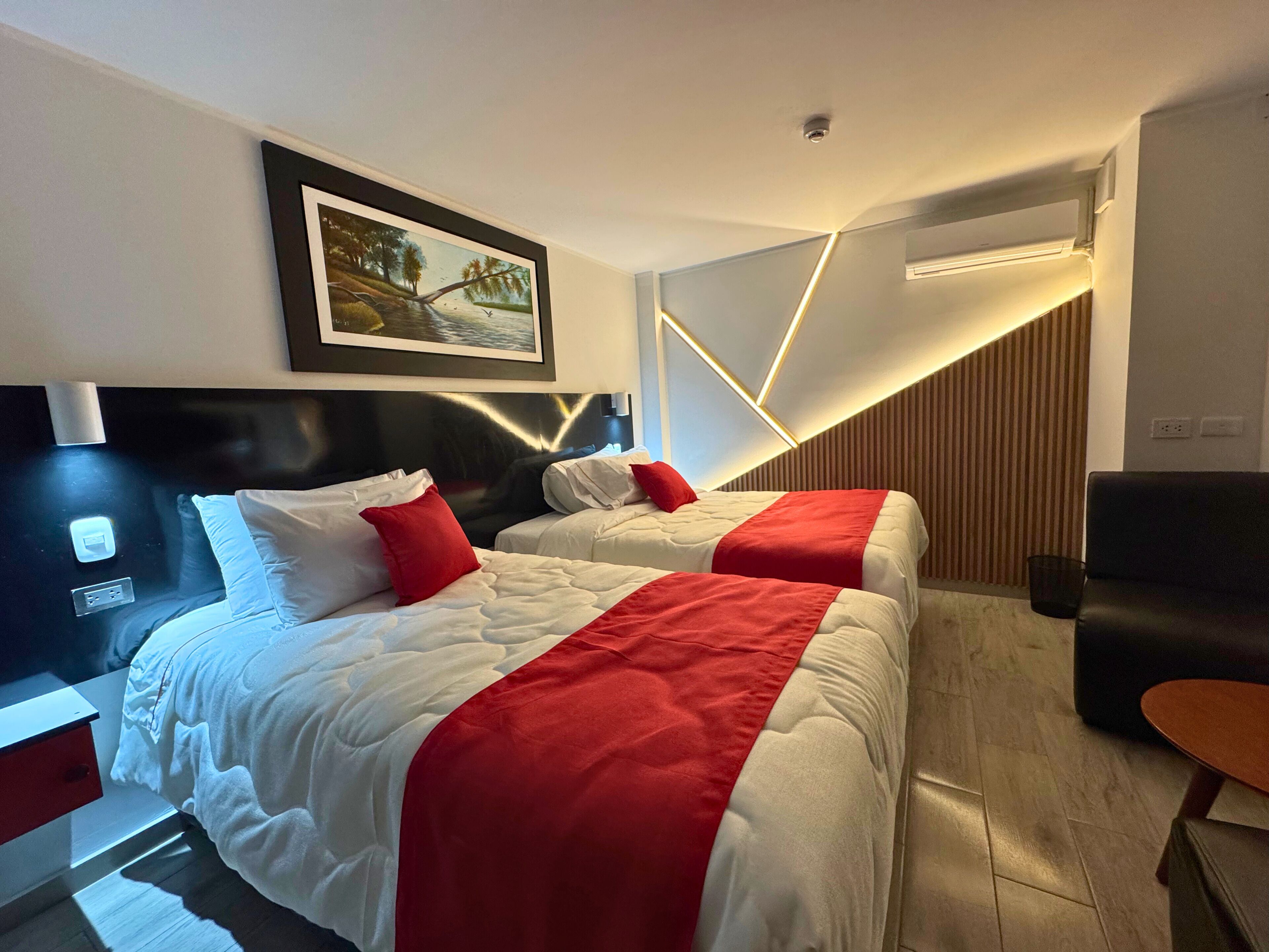 Standard Twin Room, Non Smoking, Private Bathroom | Laptop workspace, free WiFi