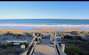 On the beach - Seascape Beach House Retreat (Halls Head)