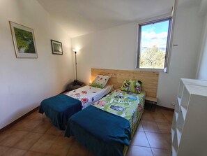 2 Schlafzimmer, Bügeleisen/Bügelbrett, WLAN, Bettwäsche