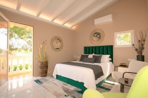 6 bedrooms, iron/ironing board, bed sheets