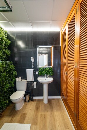 Dusche, Bidet